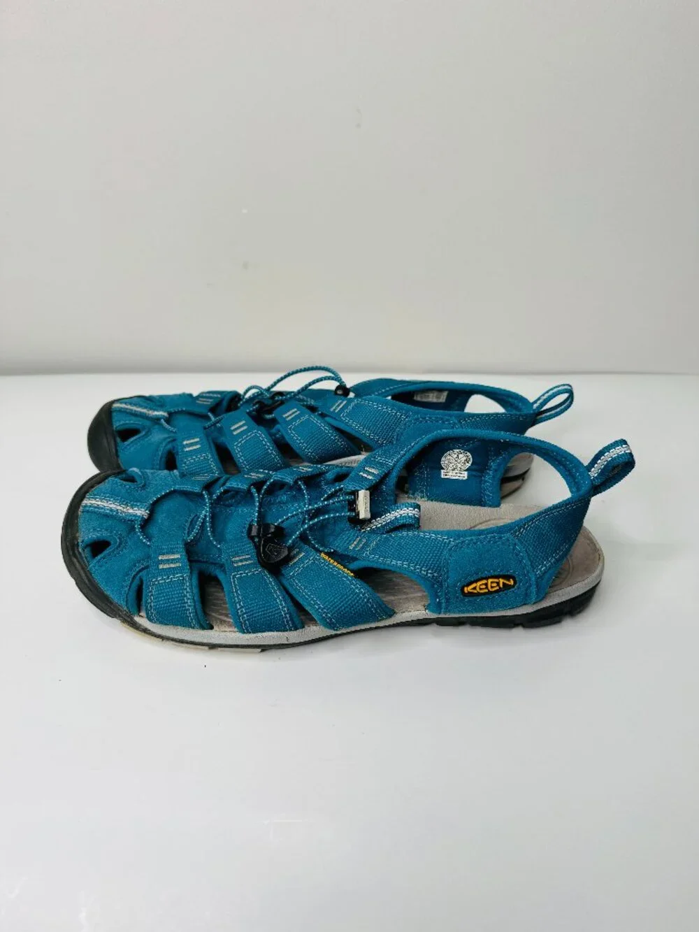 Keen Clearwater CNX Water Shoes Womens 9 Blue Closed Toe Cutouts Elastic Laces W